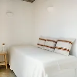 Tatil Evi Homes Modern Cozy Townhouse With 2 Bedrooms And Patio In The Old Town Portimão