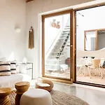 Tatil Evi Homes Modern Cozy Townhouse With 2 Bedrooms And Patio In The Old Town Portimão