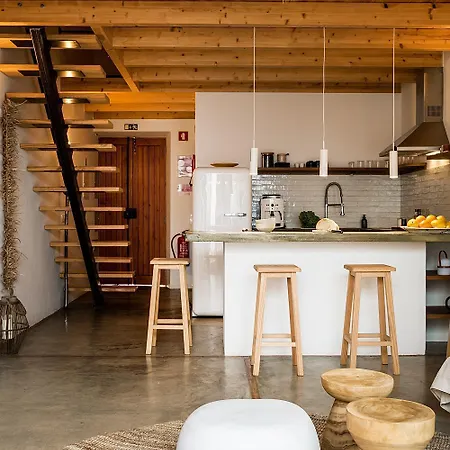 Homes Modern Cozy Townhouse With 2 Bedrooms And Patio In The Old Town Portimão