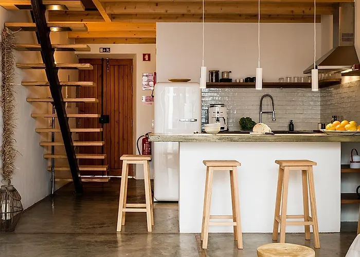 Homes Modern Cozy Townhouse With 2 Bedrooms And Patio In The Old Town Portimão