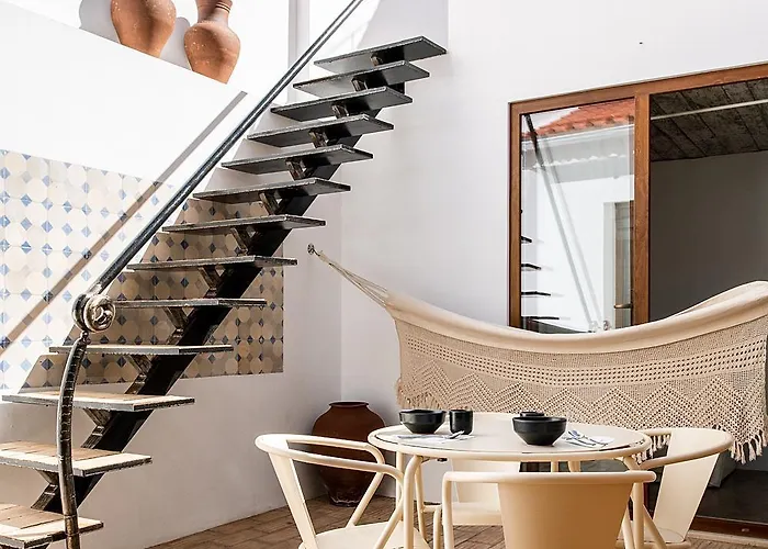 Ferienhaus Homes Modern Cozy Townhouse With 2 Bedrooms And Patio In The Old Town Portimão