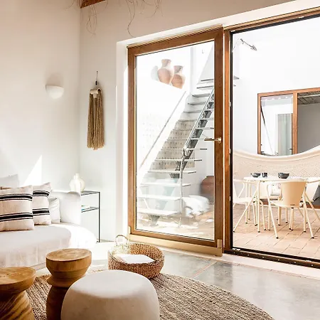Casa vacanze Homes Modern Cozy Townhouse With 2 Bedrooms And Patio In The Old Town Portimão
