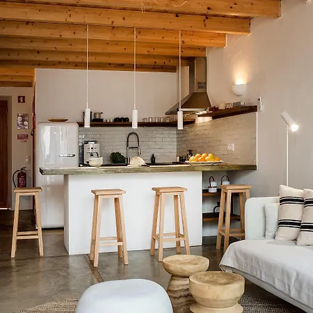 Holiday home Homes Modern Cozy Townhouse With 2 Bedrooms And Patio In The Old Town *