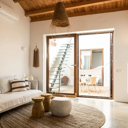 Homes Modern Cozy Townhouse With 2 Bedrooms And Patio In The Old Town Holiday home *