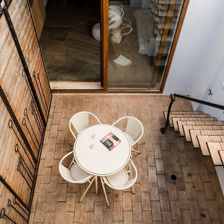 Homes Modern Cozy Townhouse With 2 Bedrooms And Patio In The Old Town * Portimao